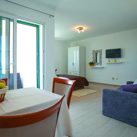 Sea View In Cara Holiday home Zavalatica